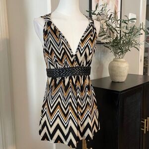 Modern Chic Patterned Elegant Sophisticated Stylish Tee